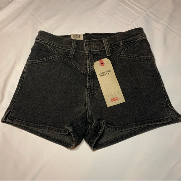 Levis Black Shorts High Rise Size 26